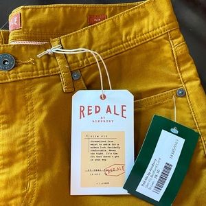 Red Ale by Alesbury Slim Fit Bedford Cord